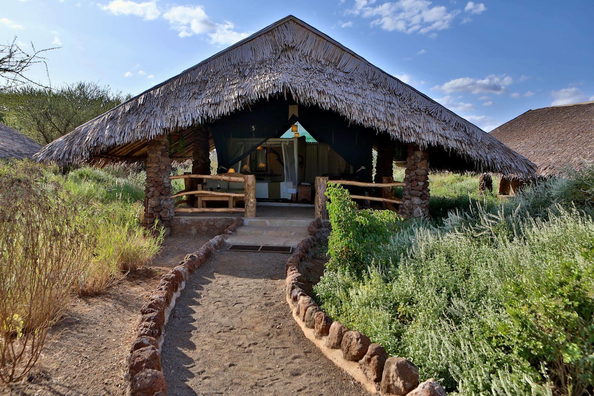 فيلا Kibo Safari Camp أمبوسيلي المظهر الخارجي الصورة