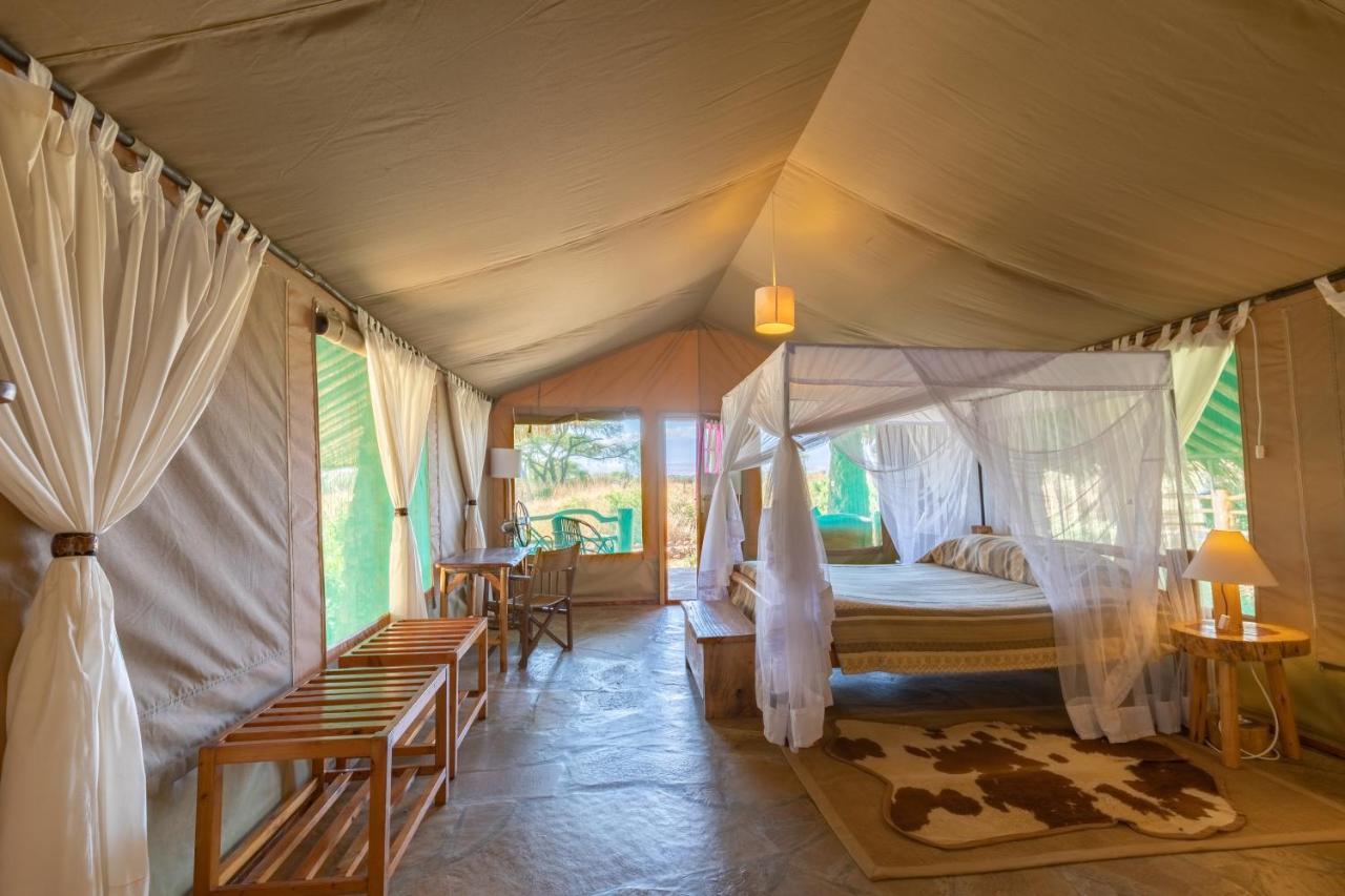 فيلا Kibo Safari Camp أمبوسيلي المظهر الخارجي الصورة