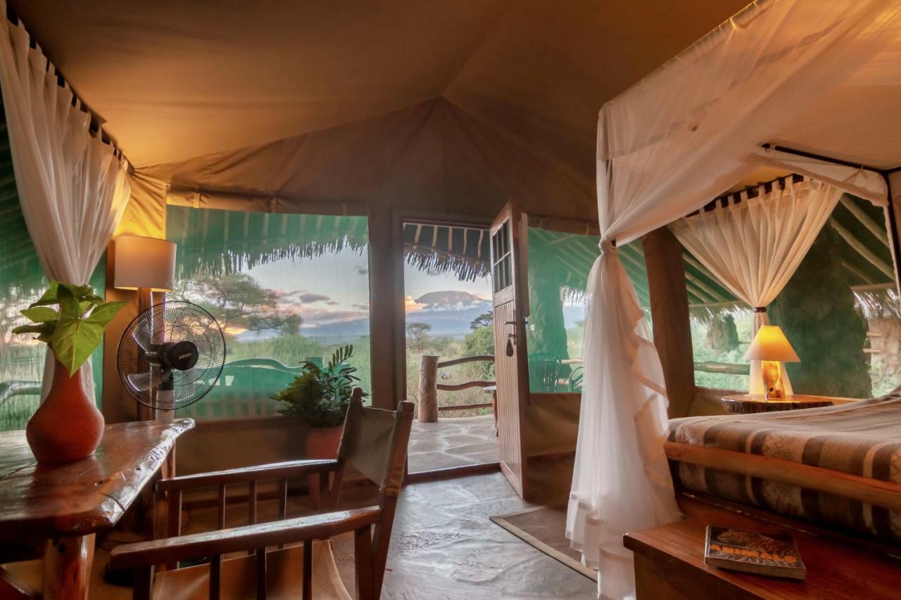 فيلا Kibo Safari Camp أمبوسيلي المظهر الخارجي الصورة
